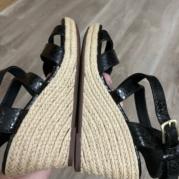 Söfft Black Leather Wedge Sandals with Ankle Closure - Picture 5 of 11